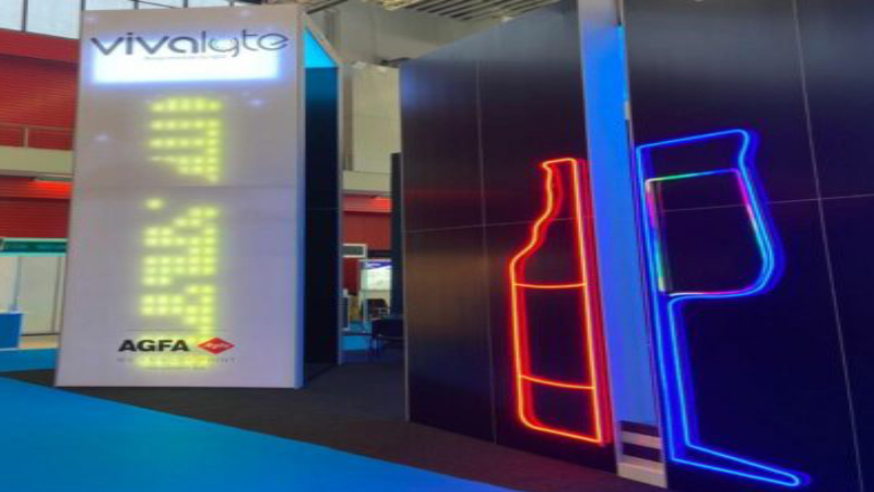 Branding and signage countour lettering with neon flex on FESPA ESE 2021 by Vivalyte