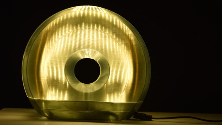 Vivalyte OVI Light 3d Print LED Engineering - Gold warm light - Jade Van Zele