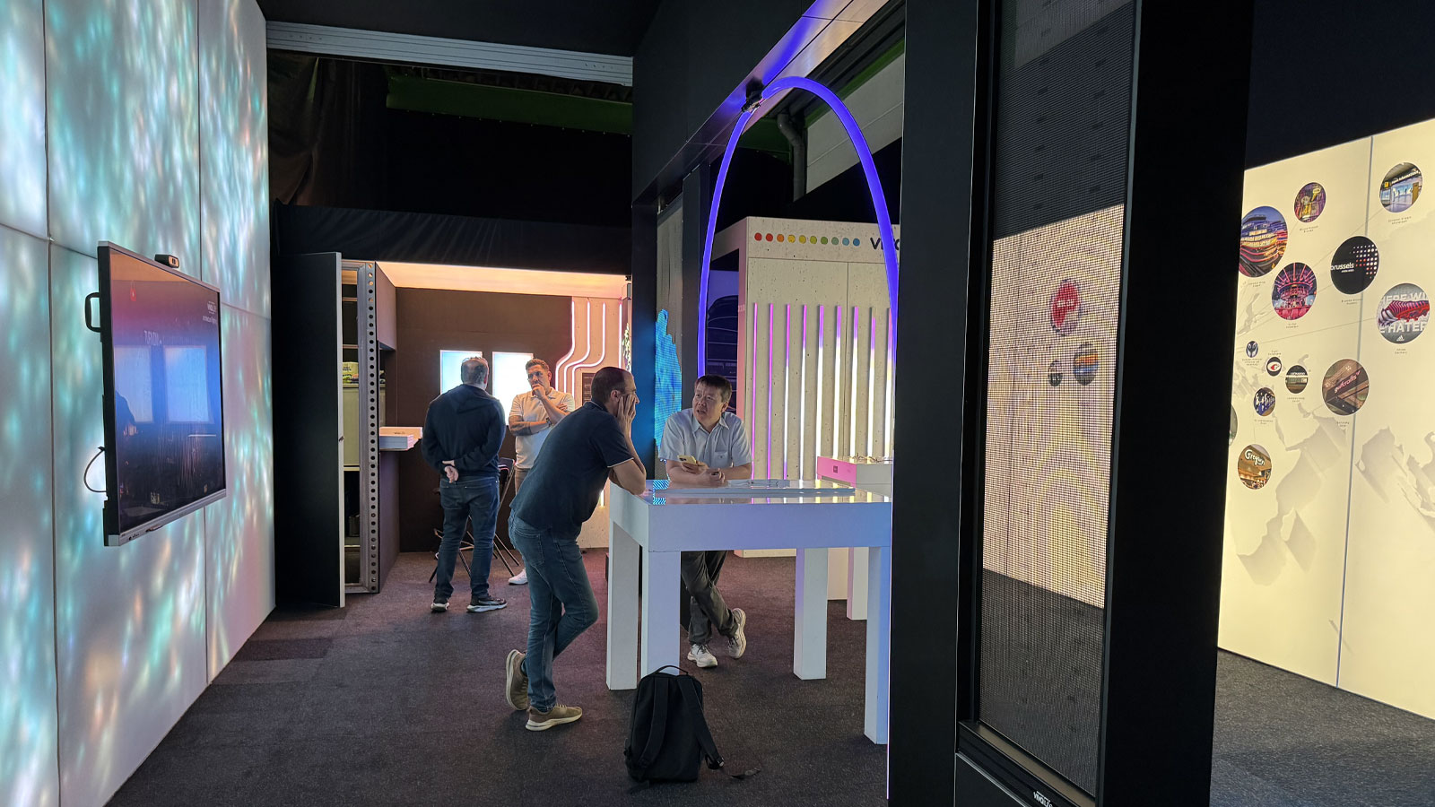 Challenge Days: Two Days Of Conversations in our showroom